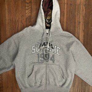 Supreme MM6 Maison Margiela Zip Up Hoodie